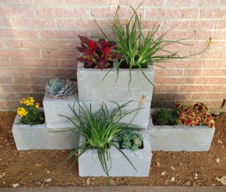 44 creative ideas to decorate with concrete blocks – Crafty Daily