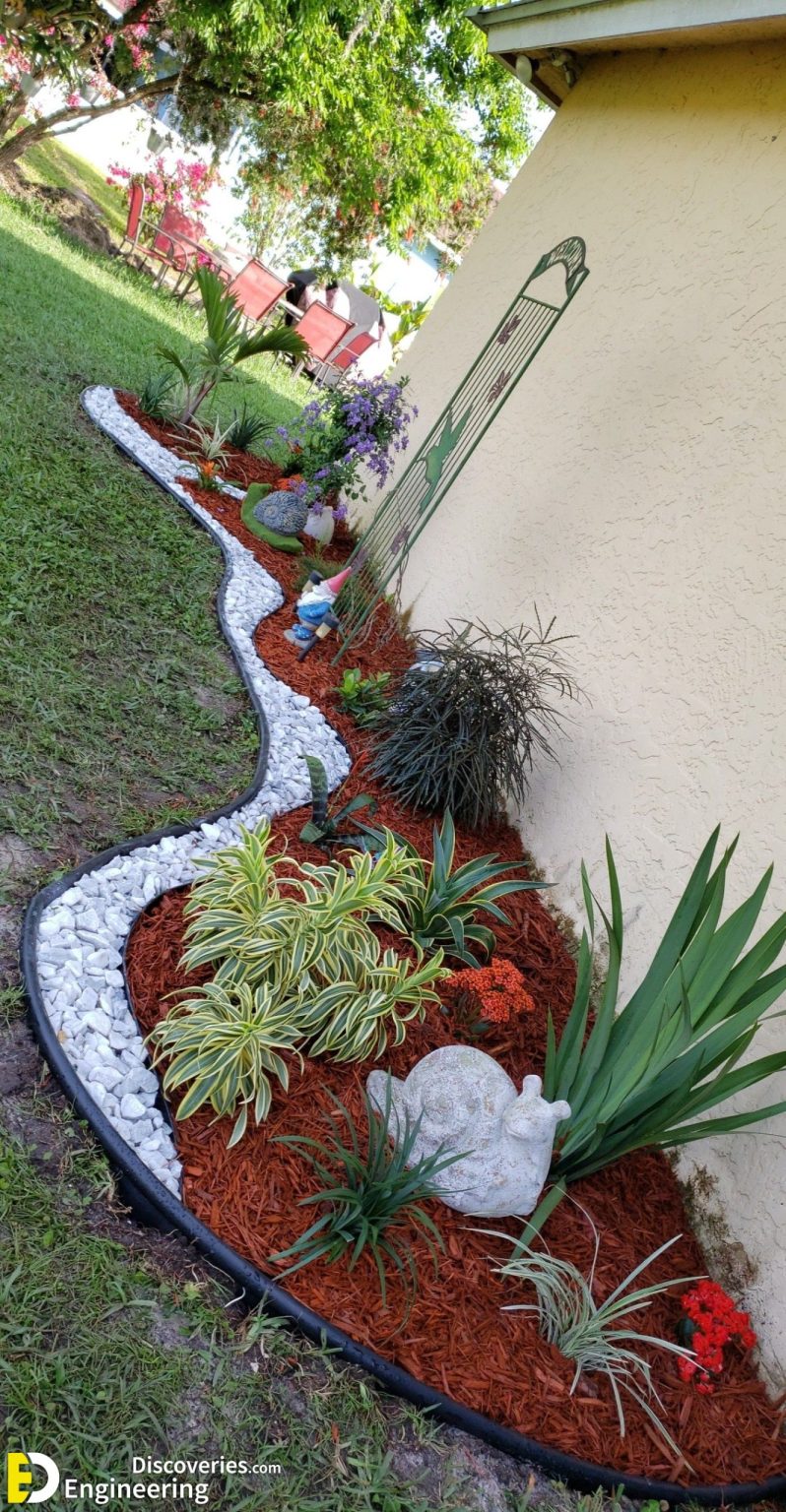 30 Landscaping Ideas With “Pebbles” for a Low-Maintenance Space ...