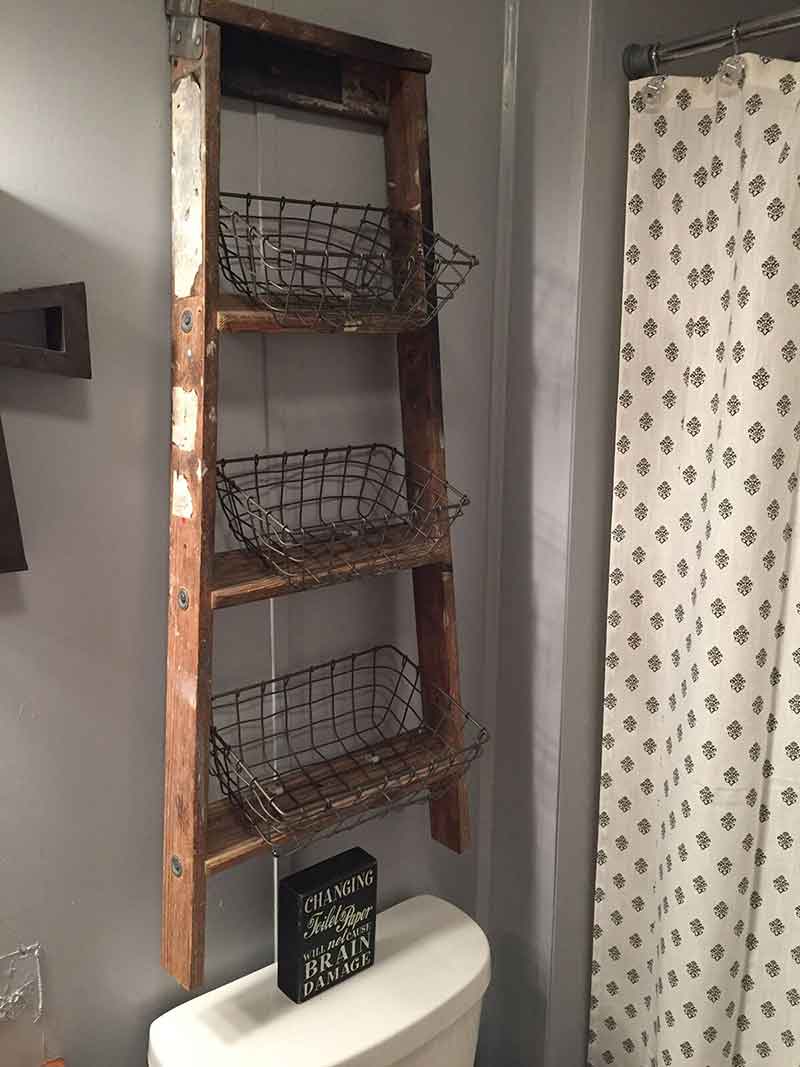 Ideas to Hang, Store and Organize the Bathroom – Crafty Daily