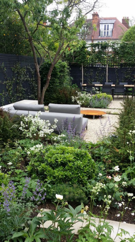 20 ideas for green spaces for small patios - Crafty Daily