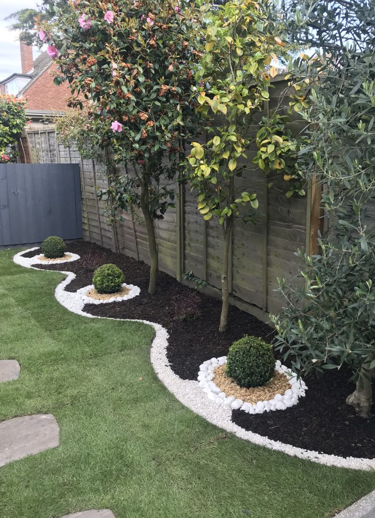 39 Small Garden Design Ideas to Style Your Space With “Stones.” Crafty Daily